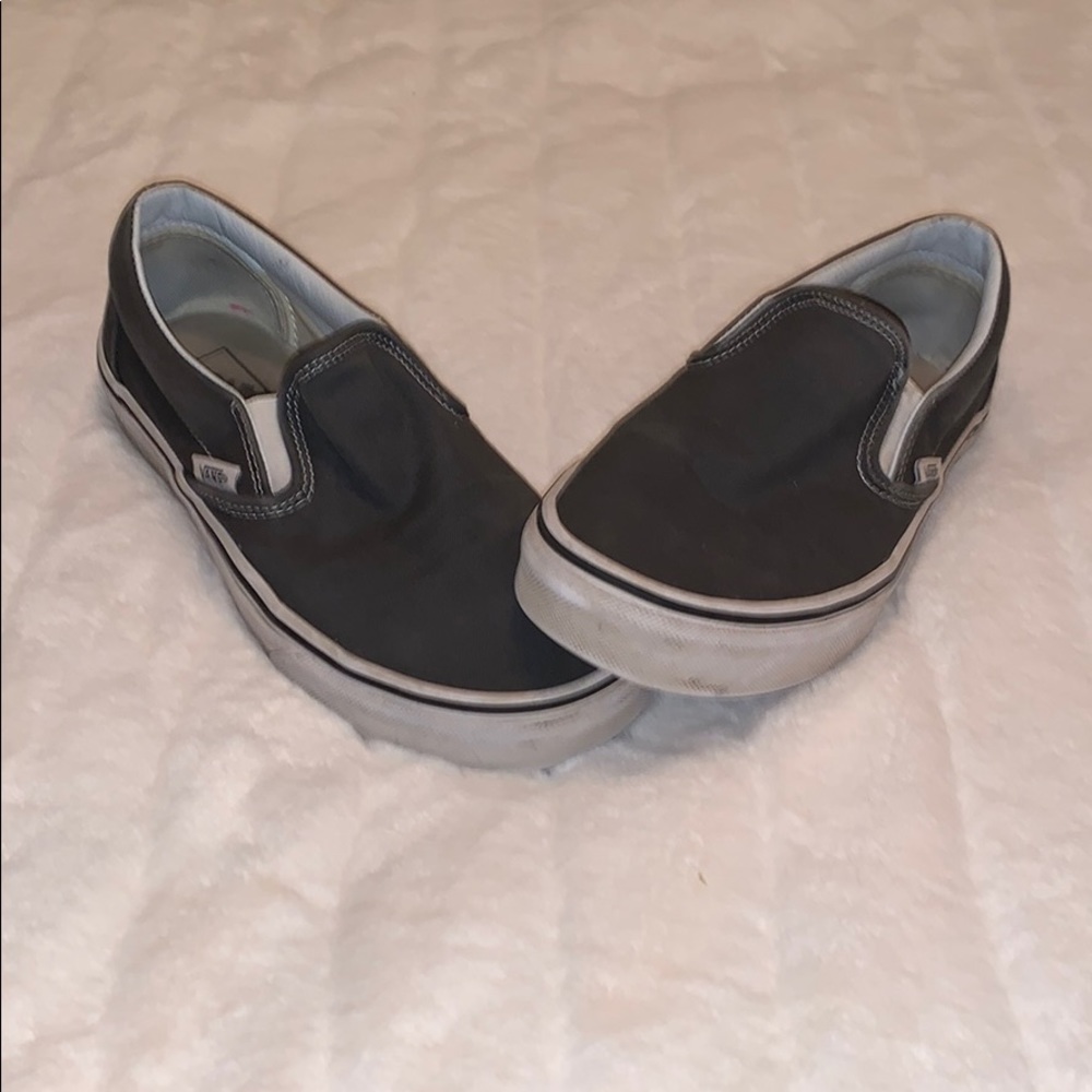 grey vans